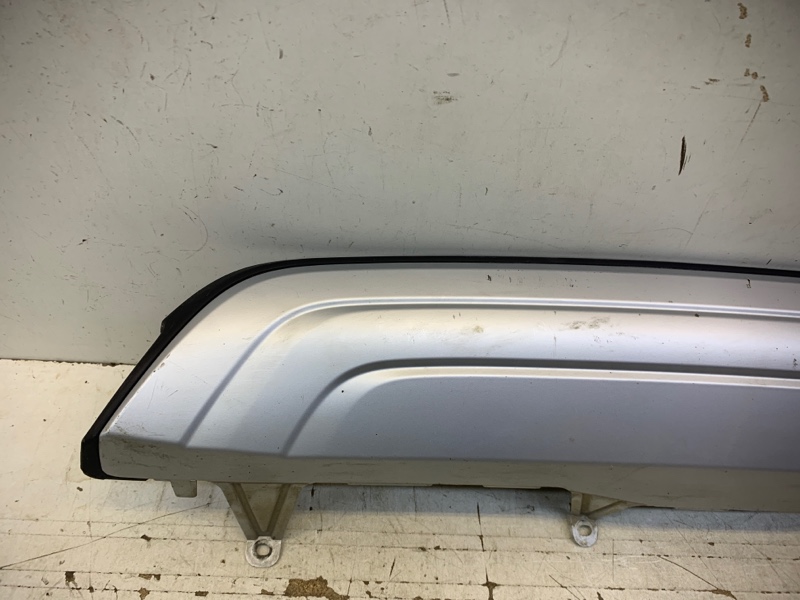 Спойлер заднего бампера