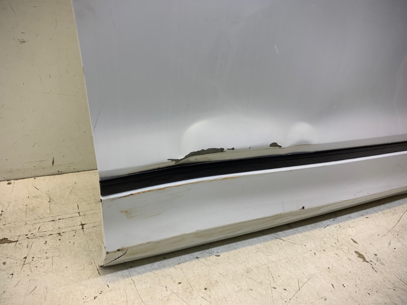 Дверь передняя правая