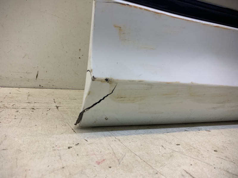 Дверь передняя правая