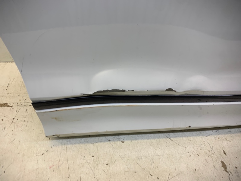 Дверь передняя правая