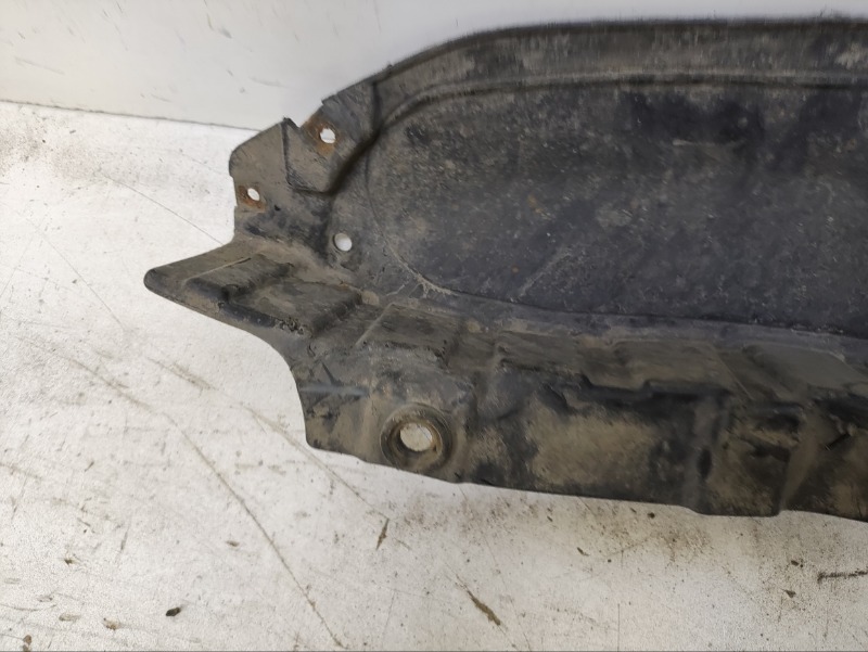 Пыльник двигателя