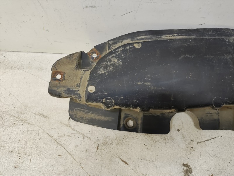 Пыльник двигателя