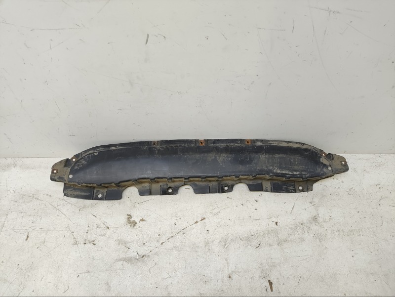 Пыльник двигателя