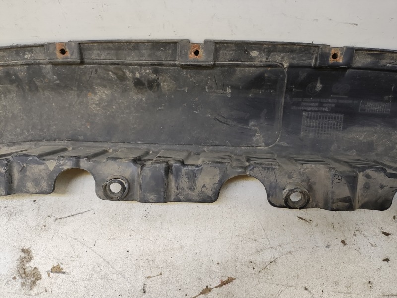 Пыльник двигателя