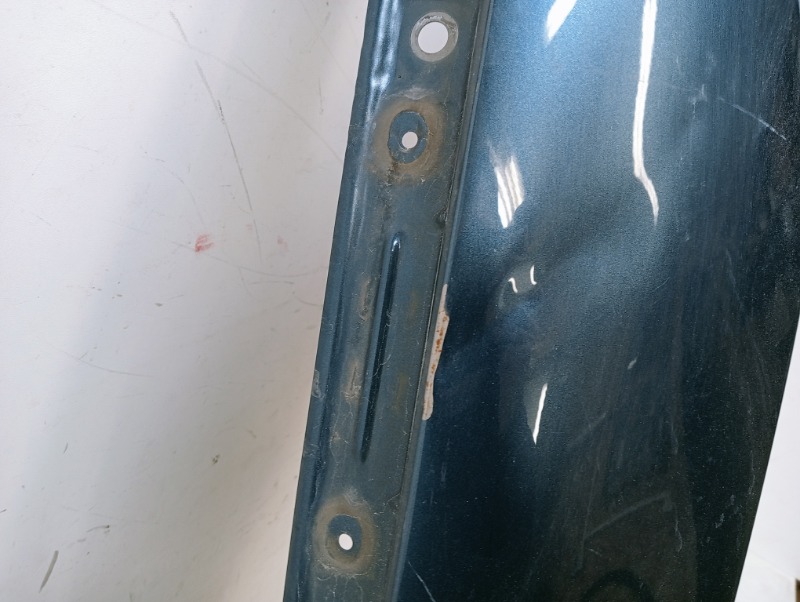 Крыло переднее правое