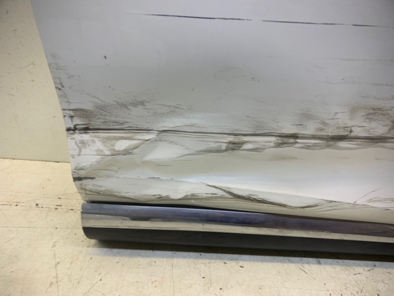 Дверь передняя правая