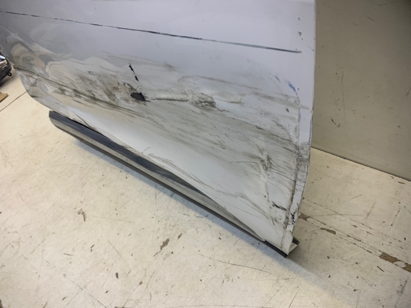 Дверь передняя правая