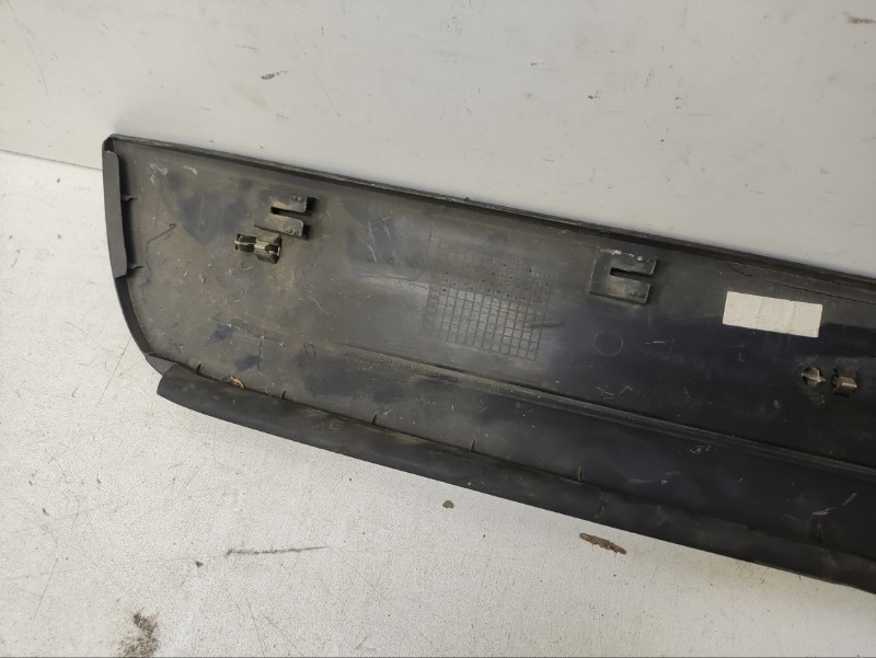 Накладка двери задней левой