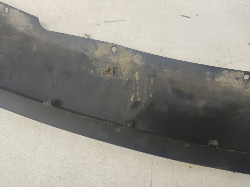 Спойлер переднего бампера