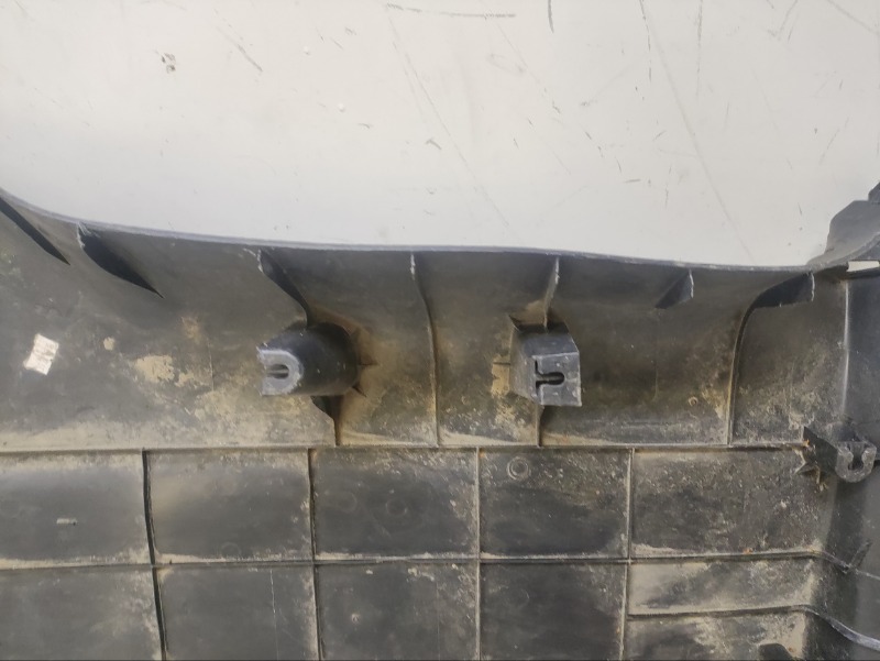 Обшивка багажника