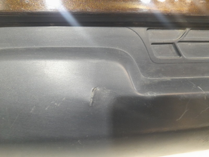 Бампер задний