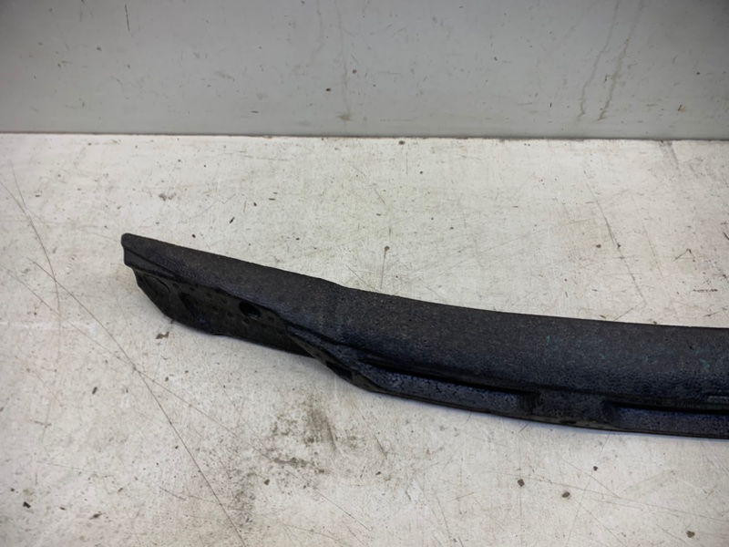 Наполнитель переднего бампера