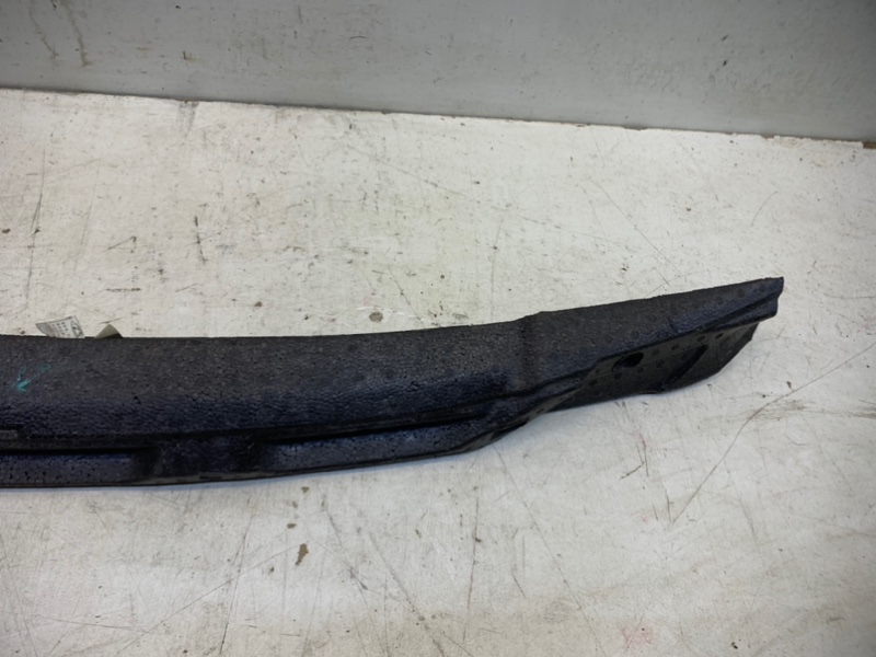 Наполнитель переднего бампера