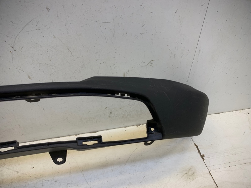 Спойлер переднего бампера