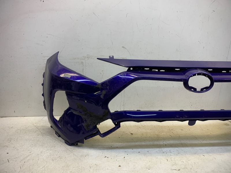 Бампер передний