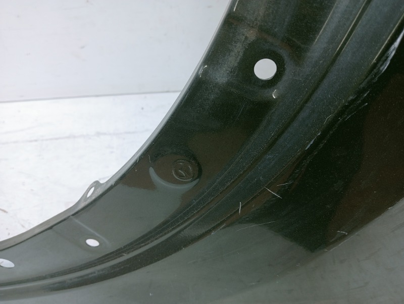 Крыло переднее левое