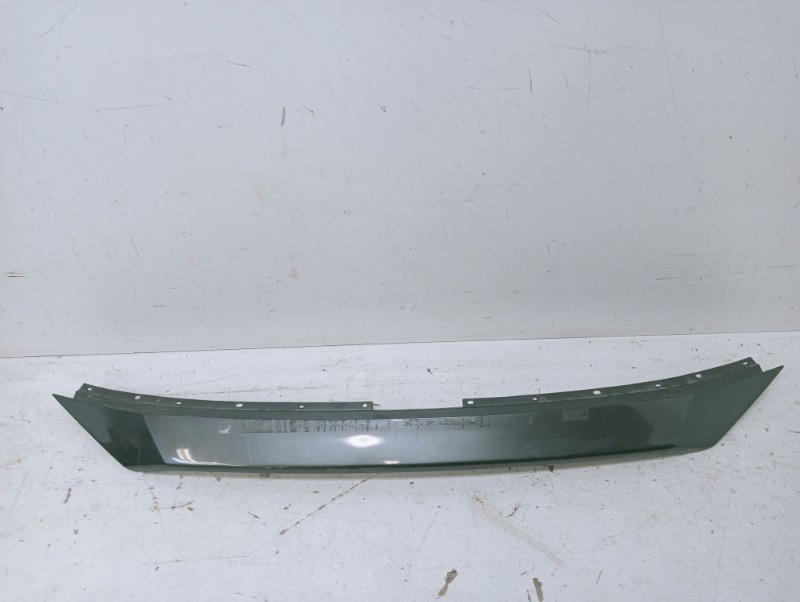 Накладка переднего бампера