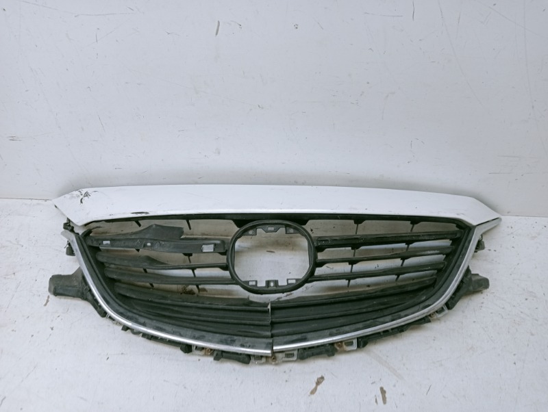 Решетка радиатора