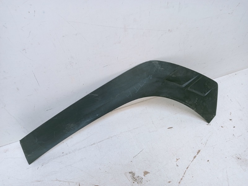 Накладка заднего крыла левого