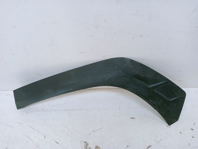 Накладка заднего крыла левого