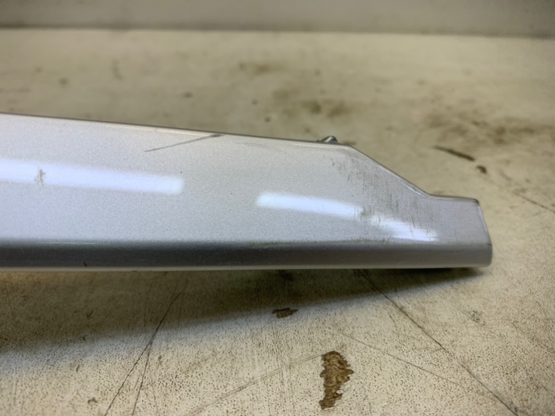 Молдинг заднего бампера левый