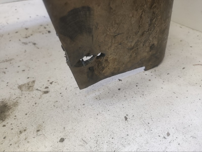 Бампер задний