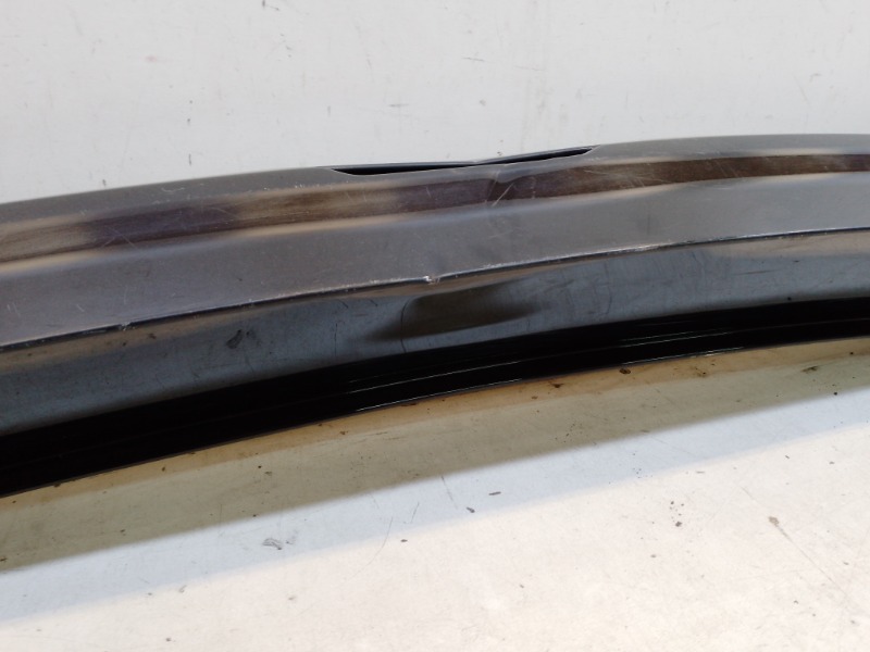 Накладка крышки багажника