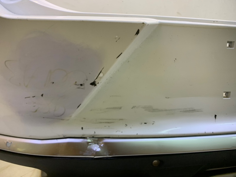 Бампер задний