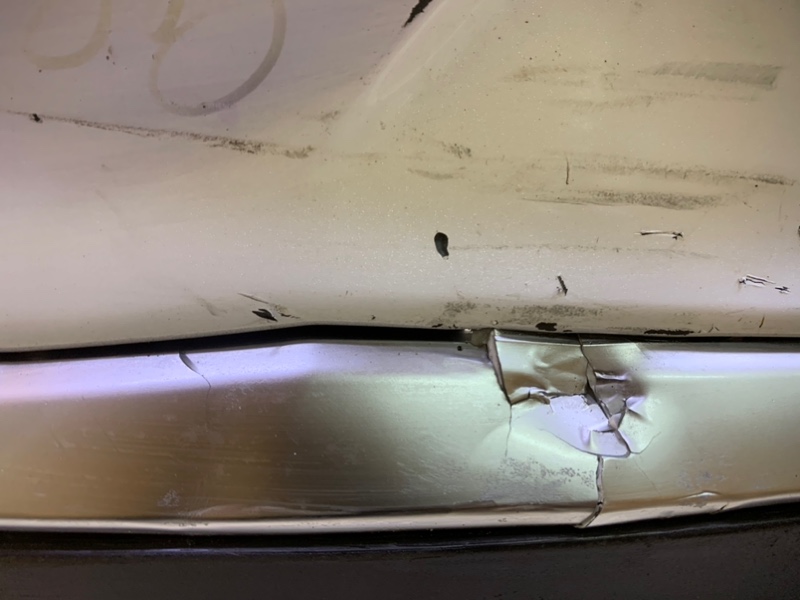 Бампер задний