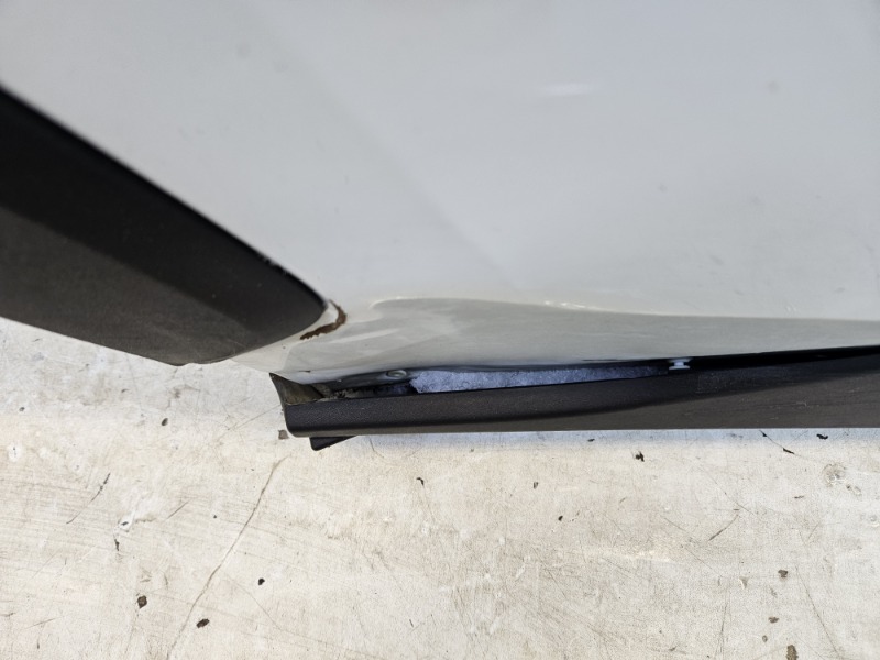 Дверь задняя правая