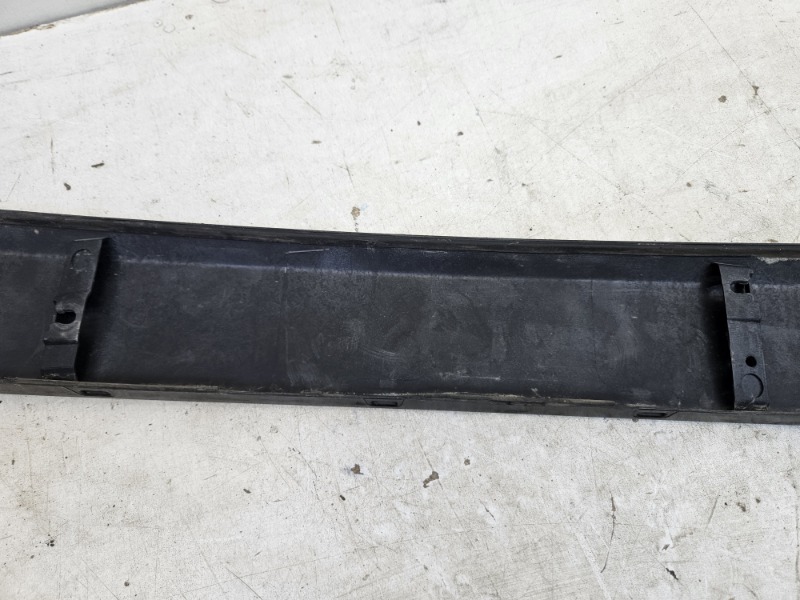 Накладка крышки багажника