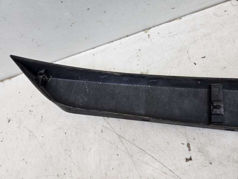 Накладка крышки багажника