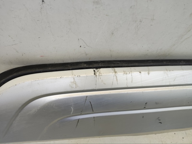 Спойлер заднего бампера