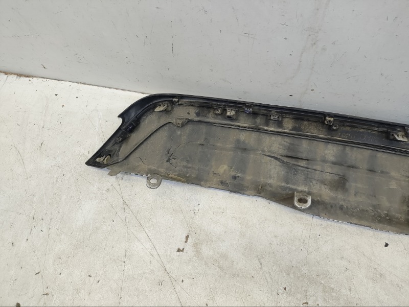 Спойлер заднего бампера