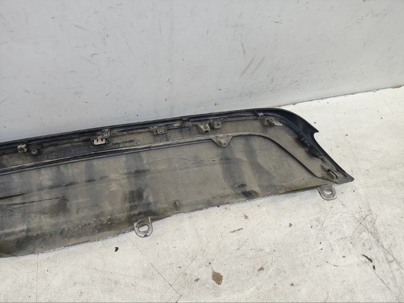 Спойлер заднего бампера