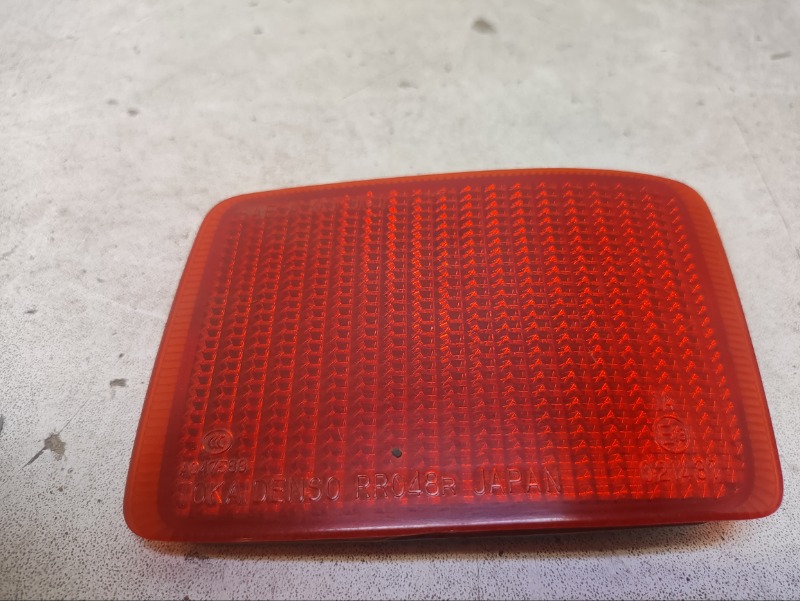 Отражатель в бампер