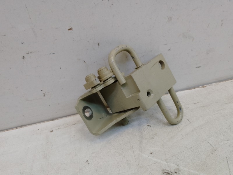 Петля двери задней правой верхняя