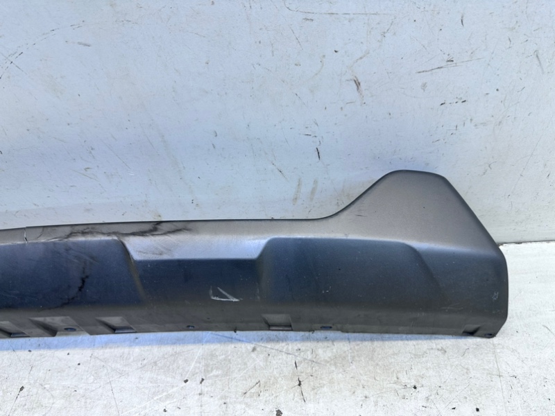 Накладка переднего бампера