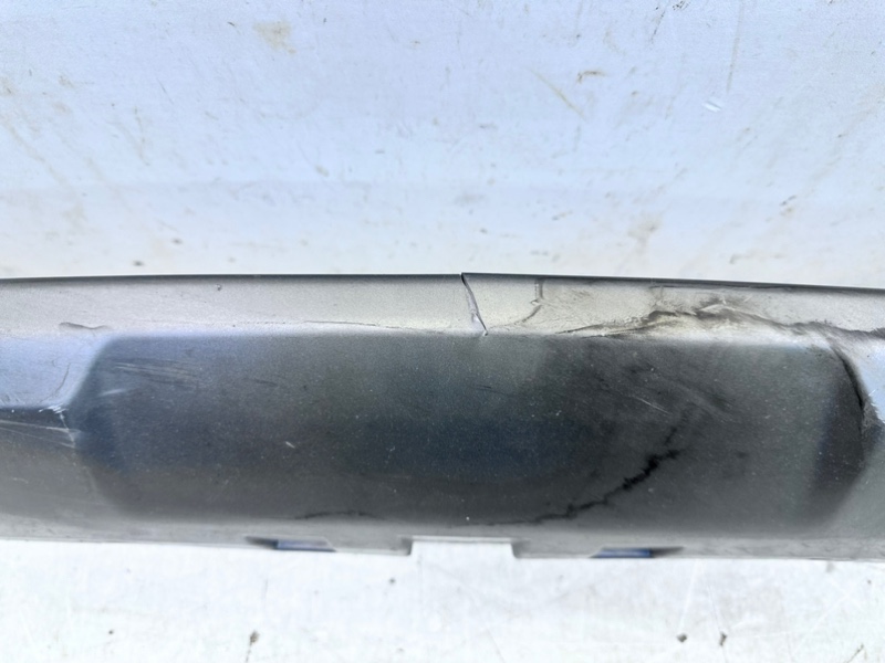 Накладка переднего бампера