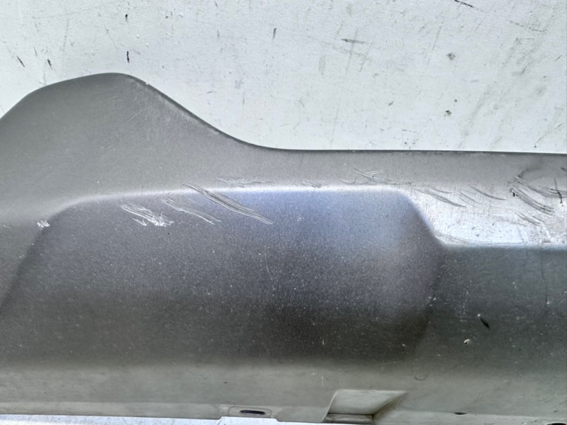 Накладка переднего бампера