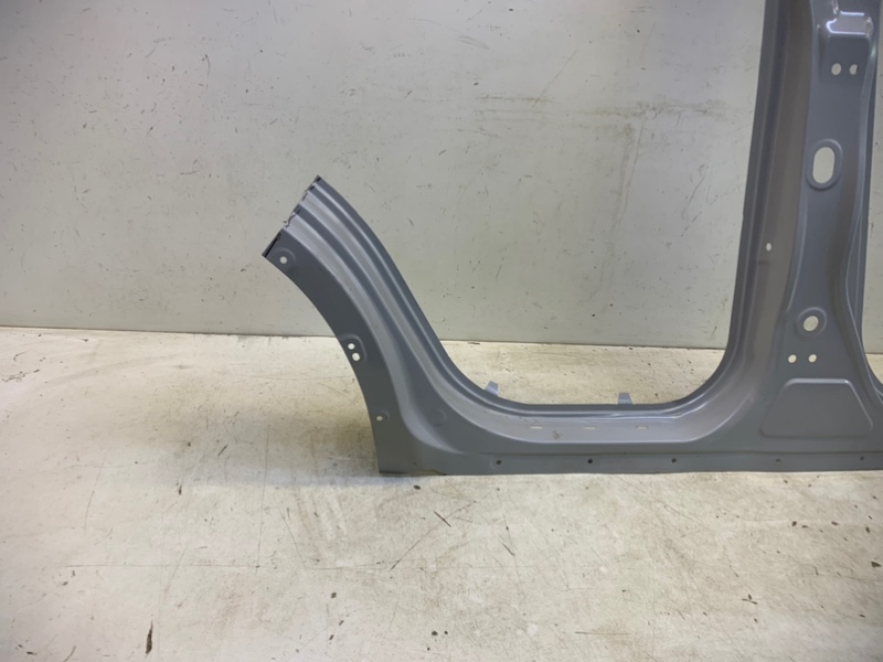 Кузовной элемент