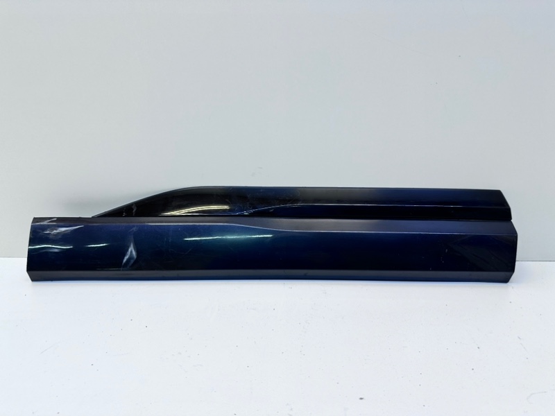 Накладка двери задней правой