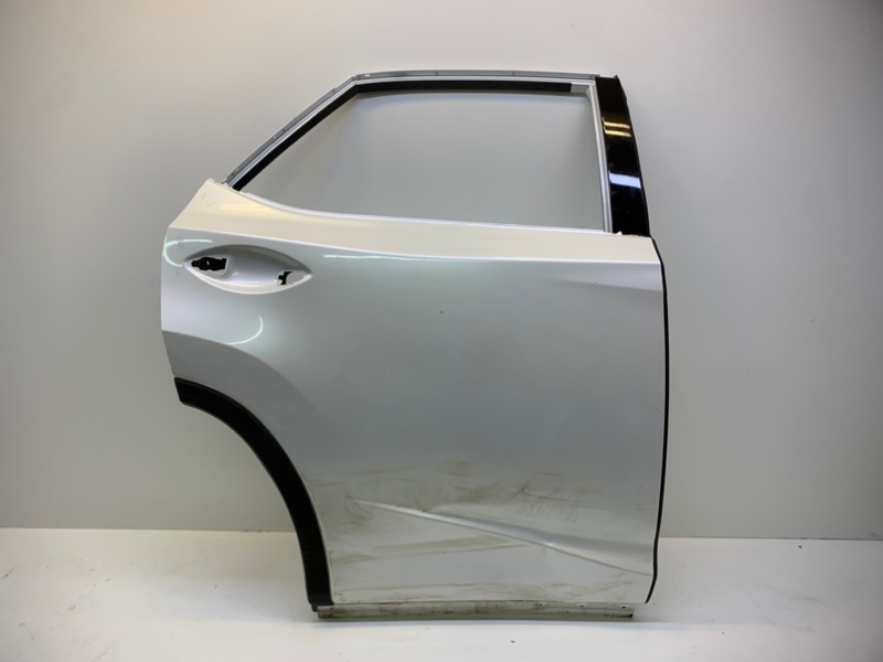 Дверь задняя правая