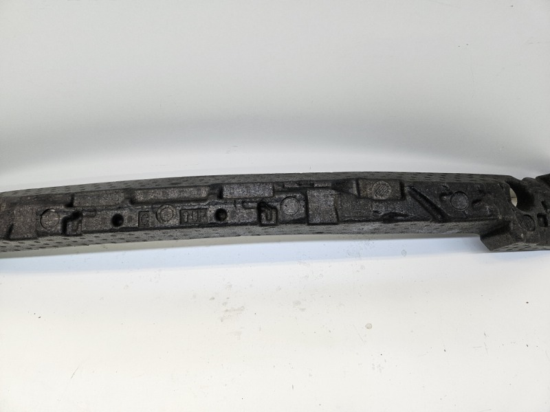 Наполнитель переднего бампера