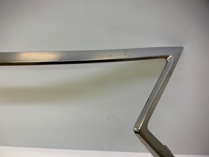 Накладка на решетку радиатора