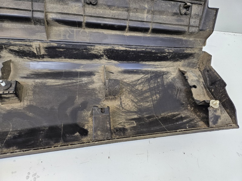 Накладка двери задней правой