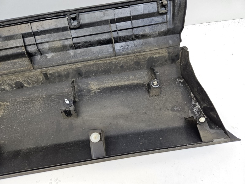 Накладка двери задней левой