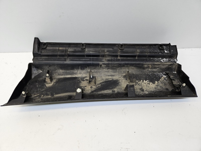 Накладка двери задней правой