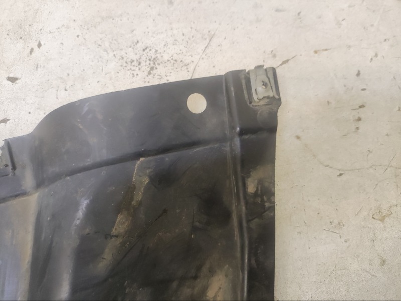 Защита антигравийная левая