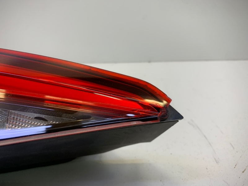 Фонарь задний левый